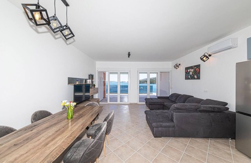 Marina Apartment | Beautiful apartment in Marina