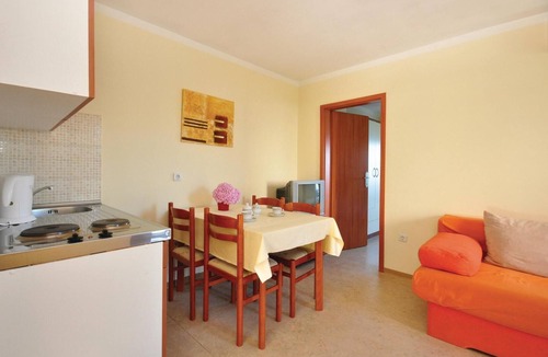 Mimice Apartment | Beautiful apartment in Mimice with WiFi