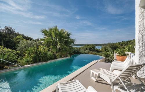 Banjole Apartment | Beautiful Apartment In Pula