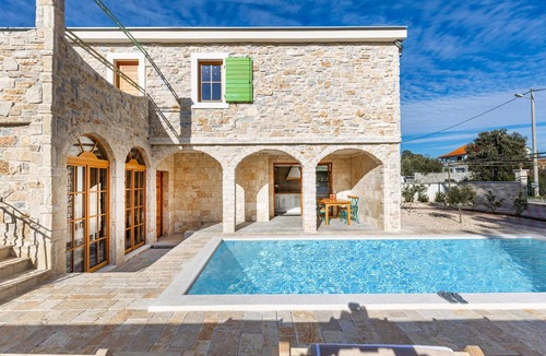 Biograd na Moru House | Beautiful home in Biograd na Moru