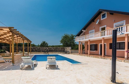 Bilisane House | Beautiful home in Bilisane with WiFi