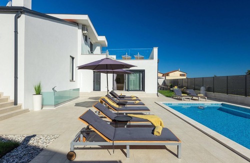 Kastel House | Beautiful home in Buje