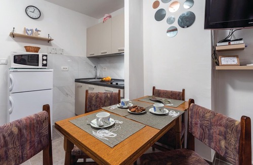 Cervar Porat Apartment | Beautiful home in Cervar Porat with WiFi and 1 Bedrooms in Cervar Porat