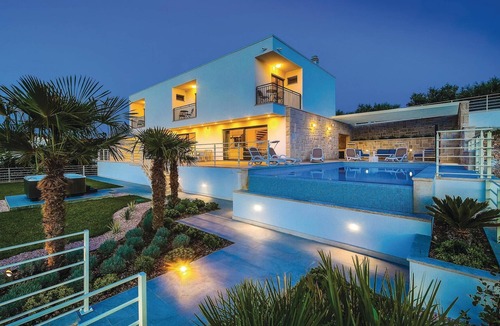 Seget Vranjica House | Beautiful home in Seget Vranjca