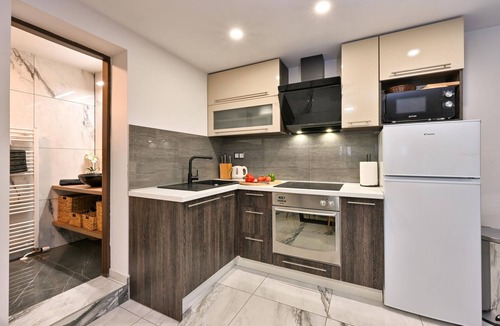 Donji Martijanec House | Beautiful home in Jalzabet with sauna