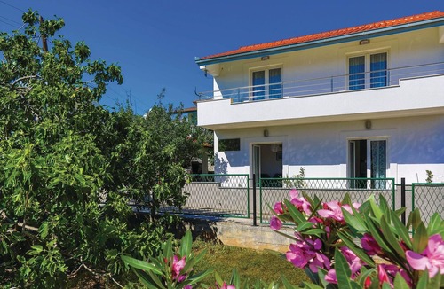 Poljica House | Beautiful home in Poljica with kitchen