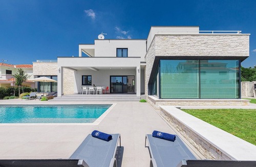 Vrvari House | Beautiful home in Porec
