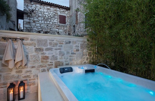 City Center House | Beautiful home in Porec with WiFi