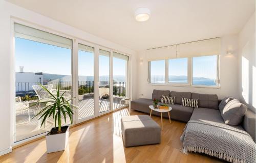 Rovanjska House | Beautiful Home In Rovanjska
