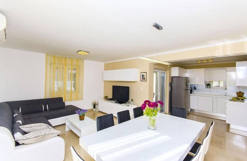 Sevid House | Beautiful home in Sevid