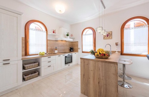 Vabriga House | Beautiful home in Vabriga