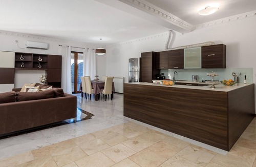 Opatija House | Beautiful home in Veprinac with house sea view
