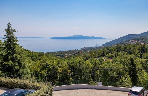 Opatija House | Beautiful home in Veprinac with house sea view