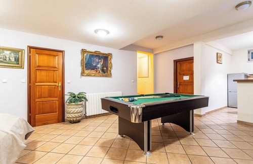 Znjan Villa | Beautiful luxury house w.sea view & outside space