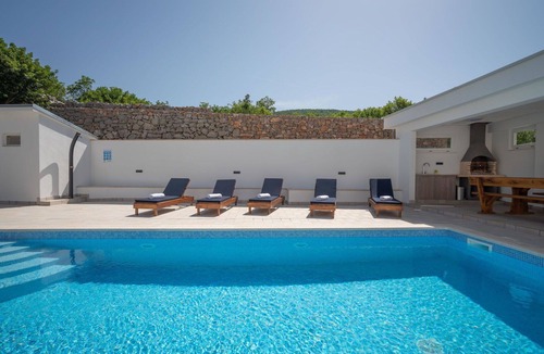 Klenovica House | Beautiful private villa for 16 guests with A/C, WIFI, private pool, TV and terrace