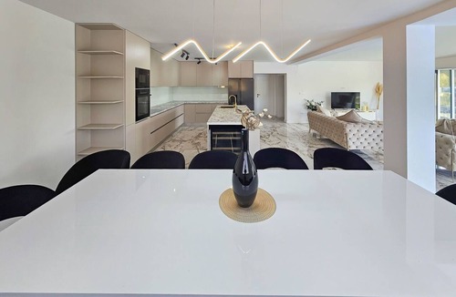 Donji Prolozac Villa | Beautiful private villa for 14 people with A/C, private pool, WIFI, TV, terrace and panoramic view
