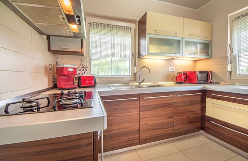Municipality of Krizevci House | Beautiful private villa with A/C, private pool, WIFI, TV, terrace, pets allowed and panoramic view