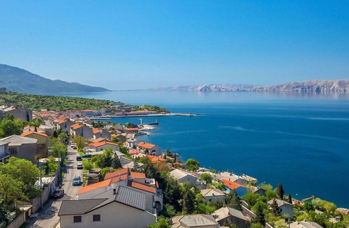 Vratarusa House | Beautiful private villa for 7 people with WIFI, private pool, A/C, TV, terrace and parking