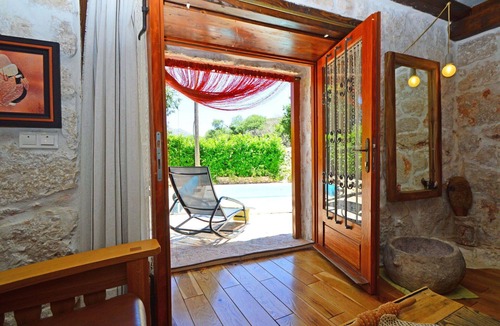 Seget House | Beautiful private villa for 5 guests with A/C, WIFI, private pool, TV, terrace and panoramic view