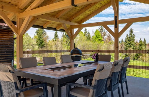 Trsce House | Beautiful private villa with private pool, WIFI, A/C, hot tub, TV, patio and pets allowed