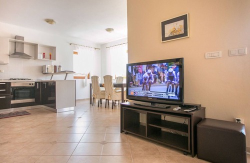 Buici House | Beautiful private villa for 10 people with private pool, A/C, WIFI, TV, terrace and pets allowed