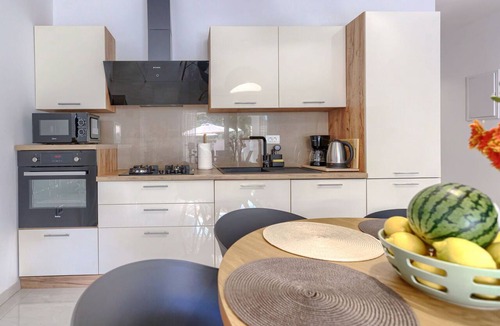 Strmac House | Beautiful private villa for 6 people with A/C, WIFI, private pool, TV and terrace