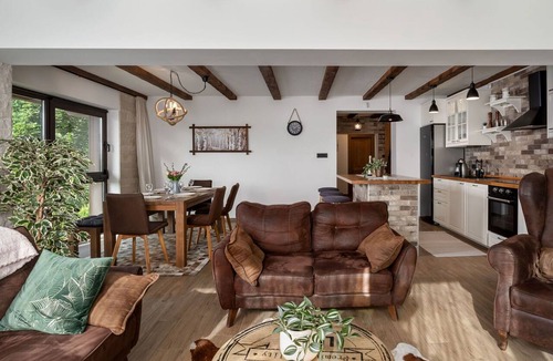 Fuzine Villa | Beautiful private villa for 8 people with WIFI, hot tub, TV and patio