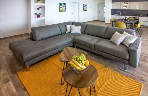 Opatija Villa | Beautiful private villa for 6 guests with WIFI, private pool, A/C, TV, terrace and panoramic view
