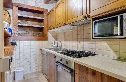 Stankovci House | Beautiful private villa for 8 guests with WIFI, private pool, A/C, TV and patio