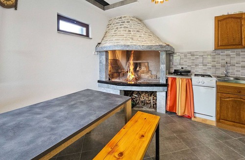 Marina House | Beautiful private villa for 6 guests with A/C, private pool, WIFI, TV, terrace and pets allowed