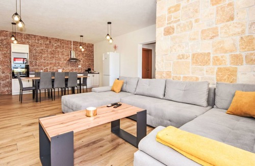 Korlat House | Beautiful private villa for 8 guests with WIFI, A/C, private pool, TV, terrace and panoramic view