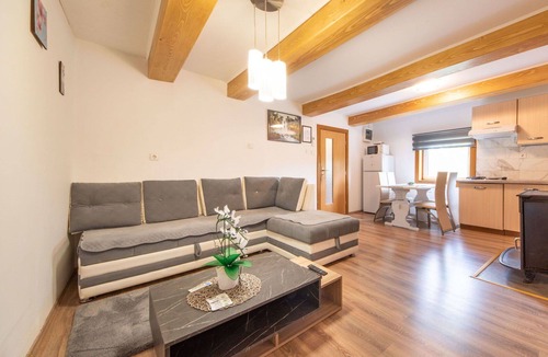 Tounj House | Beautiful private villa for 4 people with WIFI, A/C, private pool, TV, terrace and pets allowed