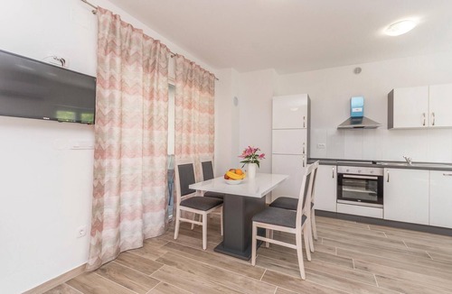 Biograd na Moru Apartment | Beautiful studio in Biograd with WiFi