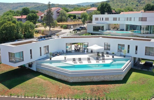 Zmijavci Villa | Beautiful Villa Estate di Pasqual 1