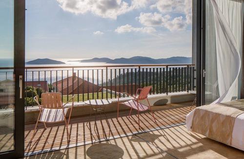 Brsecine Villa | Beautiful Villa Fivos 1