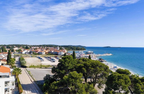 Fazana Villa | Beautiful villa for 7 people with hot tub, A/C, WIFI, TV and terrace