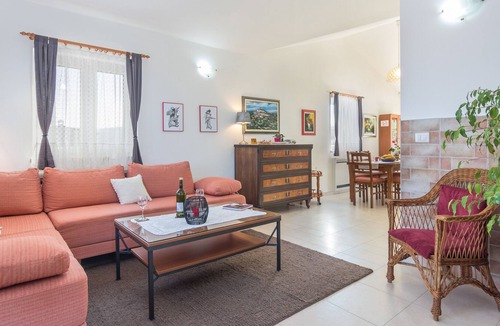 Vizinada Villa | Beautiful villa for up to 8 people with a private pool