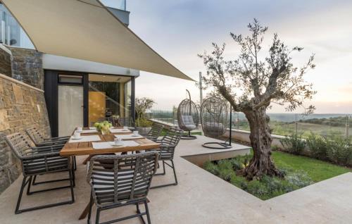 Buje Villa | Beautiful Villa Monte Residence with pool
