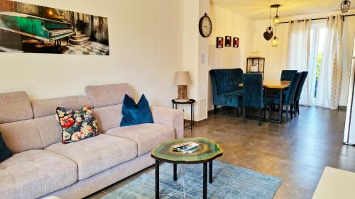 Buzinija Villa | Beautiful Villa Piccolo Paradiso in Novigrad
