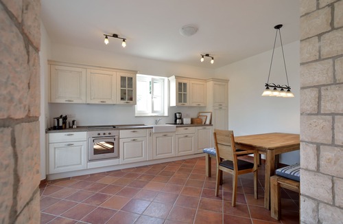 Vabriga Villa | Beautiful villa, private pool, seaview, olive garden (sleeps 7-8)