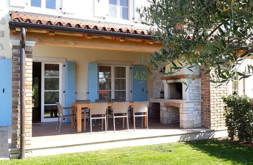 Vabriga Villa | Beautiful villa, private pool, seaview, olive garden (sleeps 7-8)