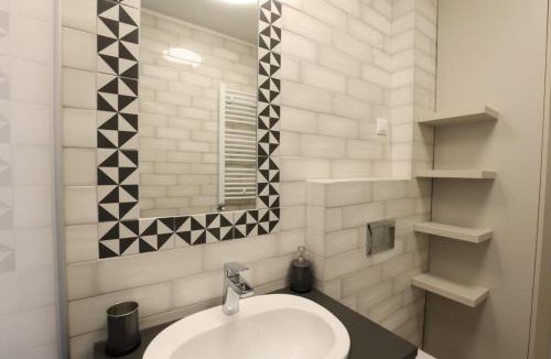 Vracar Apartment | Belgrade Center Apartment VI