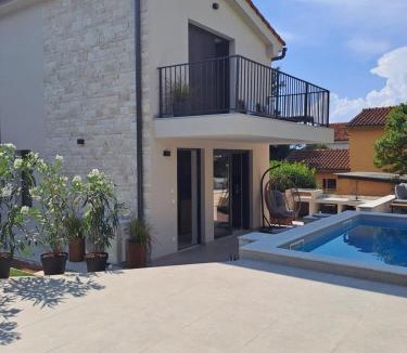 Milcetici House | Bella Maris