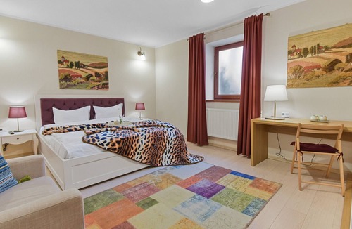 Brasov City Centre Apartment | Bella Studio near the Black Church Brasov