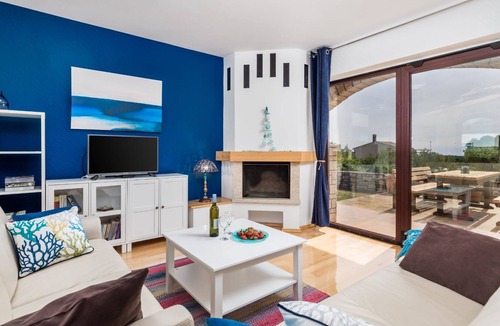 Tar Villa | Bellavista Tennis & Pool