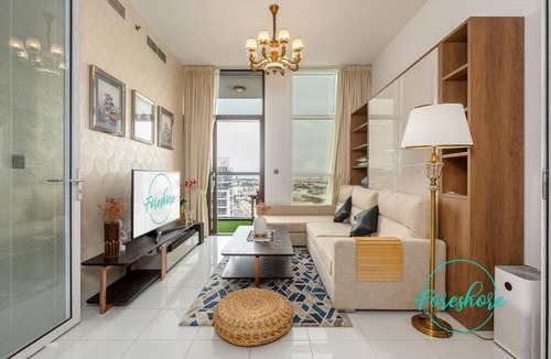 Discovery Gardens Apartment | Blissful One Bedroom Apartment
