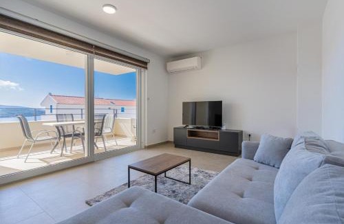 Cres Apartment | Blue Pearl Apartment