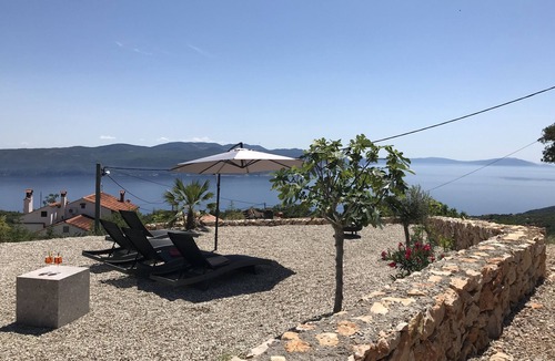 Zagore Apartment | Breathtaking sea view - with infinity pool