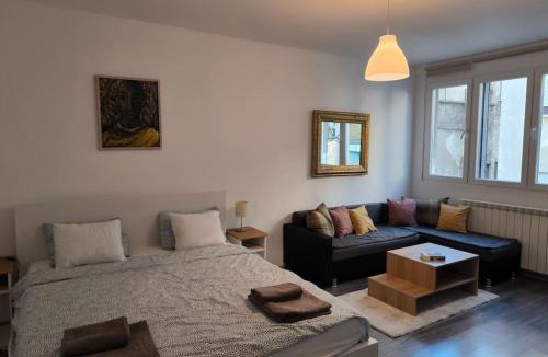 Skadarlija Apartment | Bright & Quiet - Skadarlija