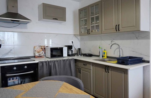 Petrovija House | Bungalow Bungalow with large garden
